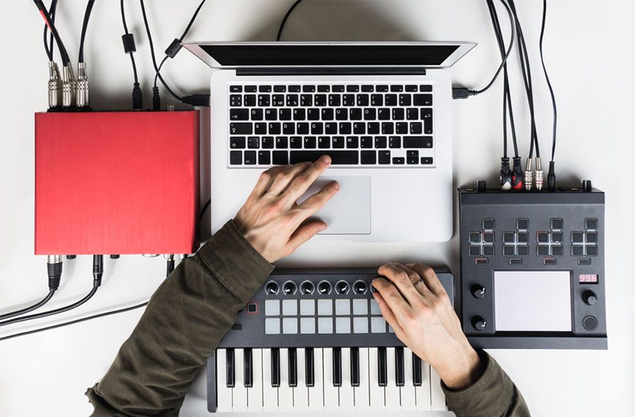 2019’s Best On-the-Go Laptops for Music Producers – cover