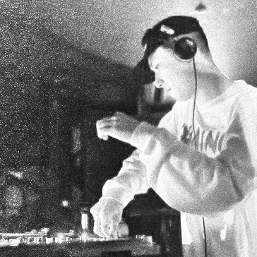 Amazing Live Mix From SPRAY – cover