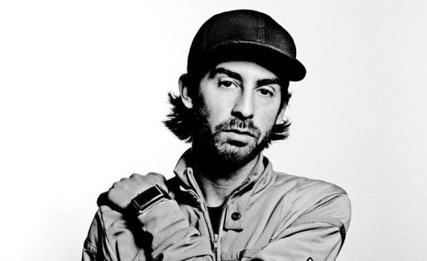 Paul White & Danny Brown – Street Lights (Dabrye Remix) – cover