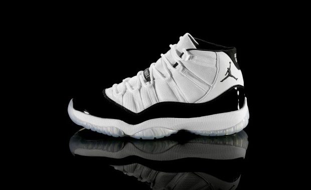 The Ultimate History Of Sneaker Design – cover