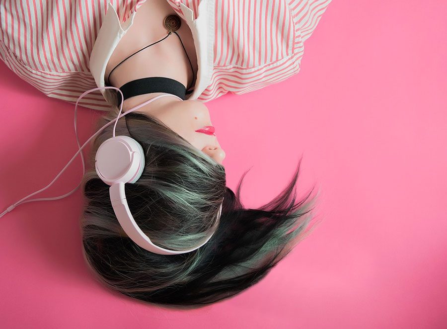 Why Deep House Music is So Good for Concentration – cover